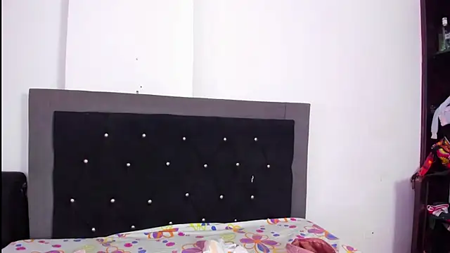 skaysanchez1 online show from January 29, 3:47 pm
