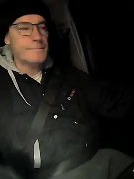 Snapshot of bogland33 chatting on February 28, 7:03 pm bogland33 online show from February 28, 7:03 pm