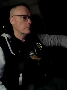 Snapshot of bogland33 chatting on March 21, 7:13 pm bogland33 online show from March 21, 7:13 pm