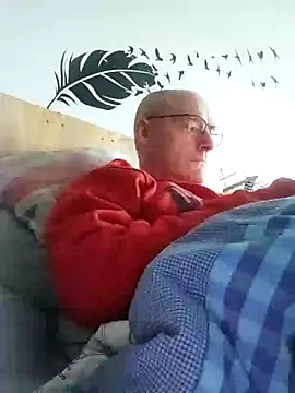 bogland33 online show from November 27, 8:05 am