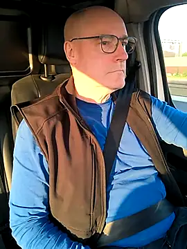 bogland33 online show from March 24, 5:40 pm