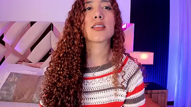 miss catalinaa online show from May 19, 12:00 pm