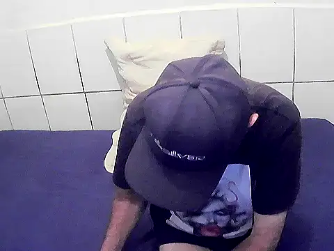 pierdona online show from February 6, 8:12 pm