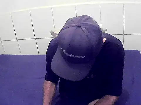 pierdona online show from February 8, 1:36 pm