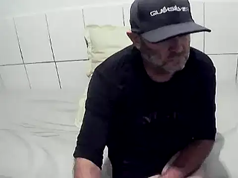 pierdona online show from February 19, 7:43 pm