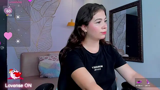 Snapshot of KarenPautt chatting on January 11, 4:03 pm KarenPautt online show from January 11, 4:03 pm