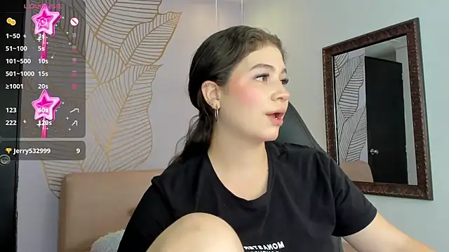 Snapshot of KarenPautt chatting on February 8, 7:05 pm KarenPautt online show from February 8, 7:05 pm