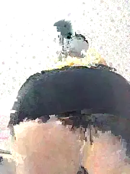 Snapshot of ahross chatting on September 18, 10:39 am ahross online show from September 18, 10:39 am