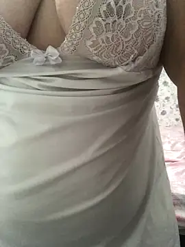 Snapshot of ahross chatting on October 23, 8:46 am ahross online show from October 23, 8:46 am