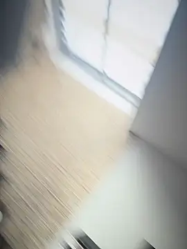 tuckersabrina online show from December 3, 2:15 pm