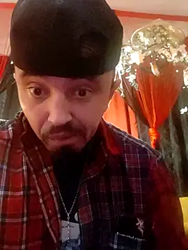 Snapshot of HungJonny99 chatting on March 2, 8:40 pm HungJonny99 online show from March 2, 8:40 pm