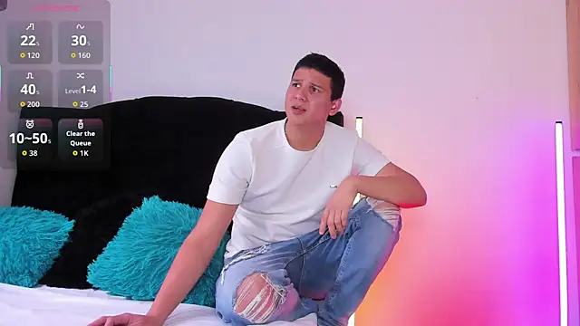 ANDREZALVAREZ online show from November 6, 9:05 pm