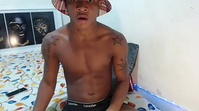 Snapshot of Alid_17 chatting on December 7, 6:48 pm Alid 17 online show from December 7, 6:48 pm