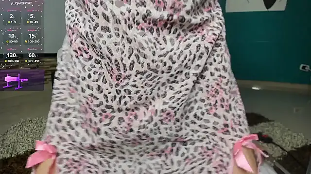 kinky polar online show from November 7, 3:06 am