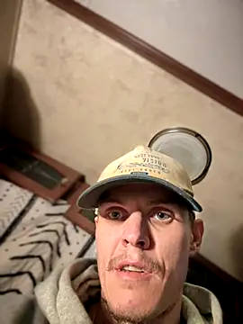 devinshd online show from October 31, 3:29 am