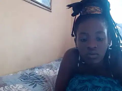 Snapshot of SexyRed18 chatting on January 20, 10:29 am SexyRed18 online show from January 20, 10:29 am