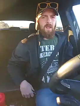 Snapshot of SirYummy18 chatting on January 15, 2:56 pm SirYummy18 online show from January 15, 2:56 pm