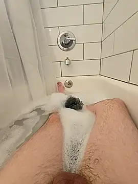 Snapshot of SirYummy18 chatting on January 20, 4:43 am SirYummy18 online show from January 20, 4:43 am