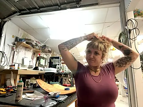 Snapshot of Babette_xox chatting on March 28, 1:16 am Babette xox online show from March 28, 1:16 am