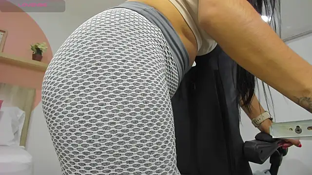 evelin leroy online show from March 24, 12:10 pm