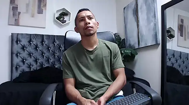 richar voller online show from December 7, 11:29 am