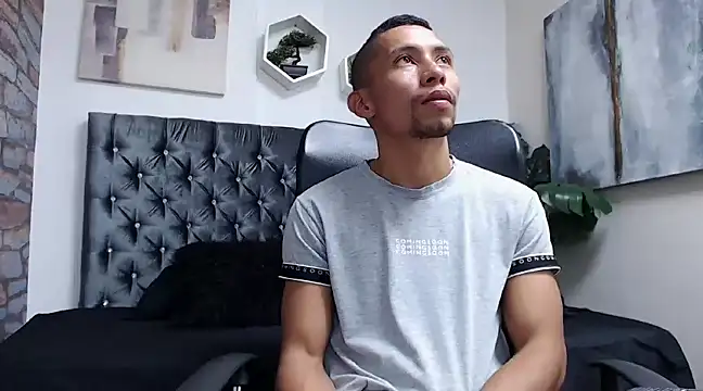 richar voller online show from December 9, 12:19 pm