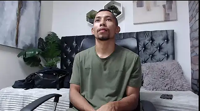 richar voller online show from December 21, 11:22 am