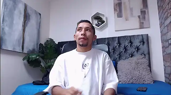 richar voller online show from January 8, 11:32 am