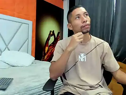 richar voller online show from October 16, 11:33 am