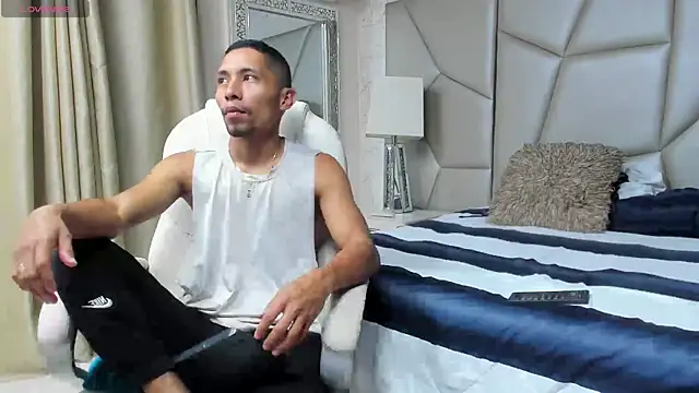 richar voller online show from November 5, 12:05 pm