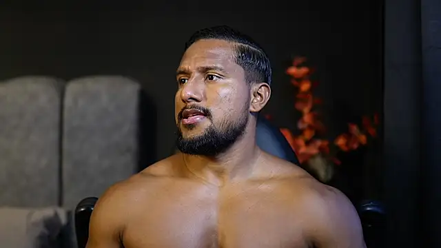 CallumMuscle online show from November 3, 10:10 pm