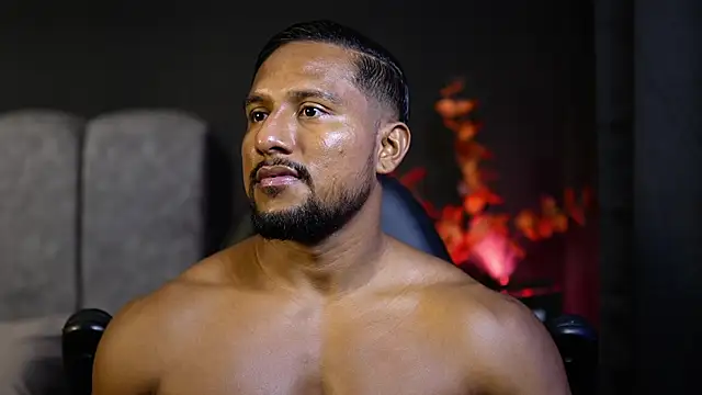 CallumMuscle online show from November 6, 1:34 pm