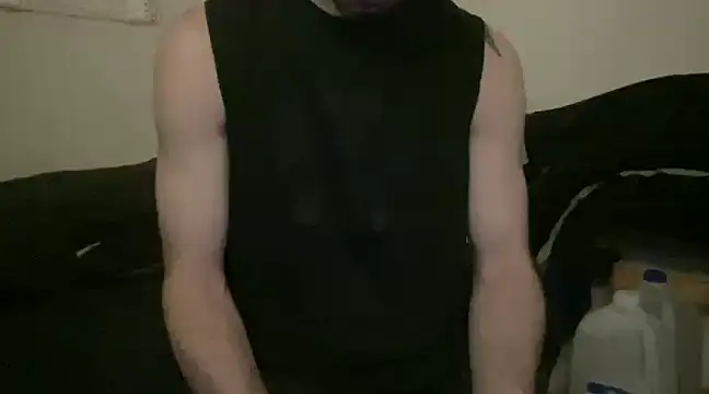 Snapshot of alphajoshkosh chatting on February 9, 1:33 am alphajoshkosh online show from February 9, 1:33 am