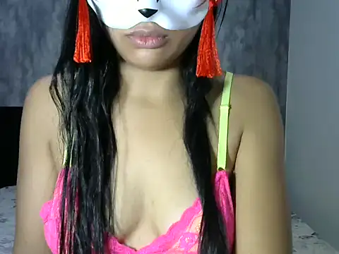 afada123A online show from October 25, 12:07 am