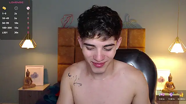 AlejooTwink online show from December 22, 10:04 pm