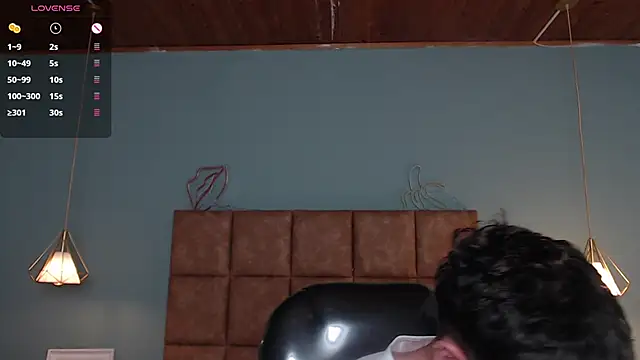 AlejooTwink online show from December 28, 9:51 pm