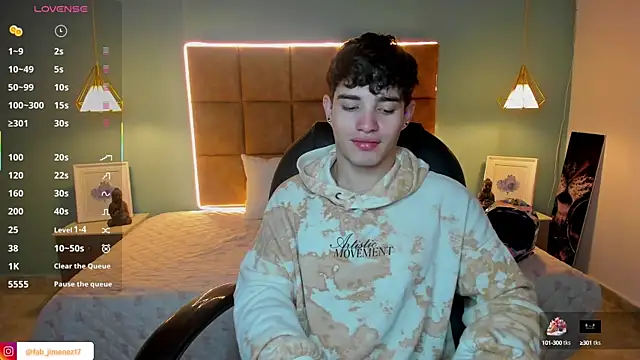 Snapshot of AlejooTwink chatting on September 21, 3:30 am AlejooTwink online show from September 21, 3:30 am