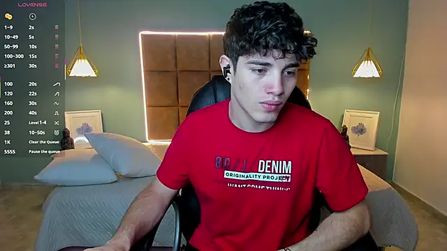 Snapshot of AlejooTwink chatting on October 3, 12:40 am AlejooTwink online show from October 3, 12:40 am