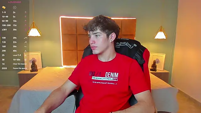 Snapshot of AlejooTwink chatting on October 10, 1:26 am AlejooTwink online show from October 10, 1:26 am