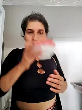 siri duque online show from February 10, 2:37 pm