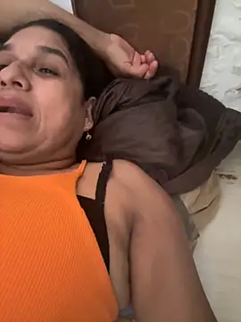 siri duque online show from November 6, 2:29 pm