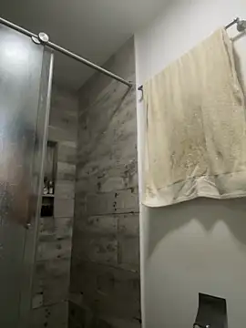 siri duque online show from March 12, 1:23 am