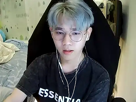 peng5964 online show from December 9, 2:06 pm