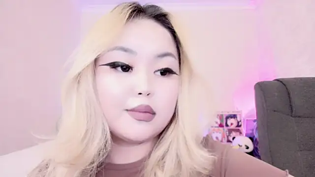 amelia sunlight online show from February 10, 12:30 am