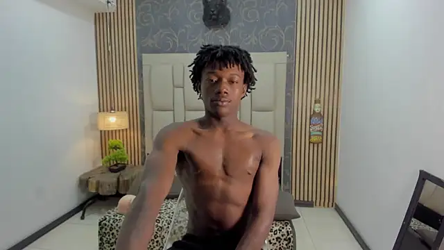 Snapshot of chimi88 chatting on October 16, 11:44 am chimi88 online show from October 16, 11:44 am