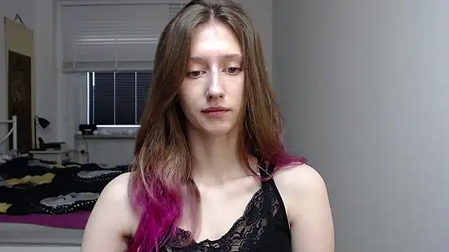 Snapshot of LUNA_delight chatting on November 12, 6:36 am LUNA delight online show from November 12, 6:36 am