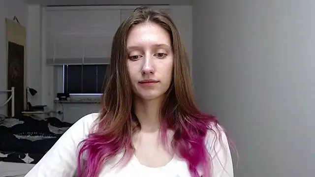 Snapshot of LUNA_delight chatting on November 18, 6:40 am LUNA delight online show from November 18, 6:40 am