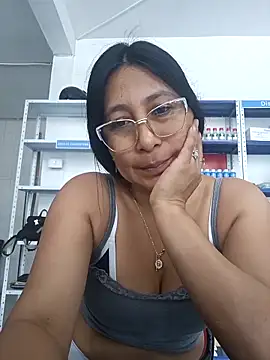 Megan jennerr online show from December 2, 5:19 pm