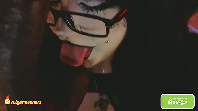 Snapshot of Pleasure_You_ chatting on December 15, 8:18 am Pleasure You online show from December 15, 8:18 am