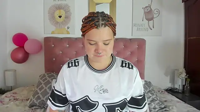 Snapshot of CelessteRedds chatting on September 27, 11:37 am CelessteRedds online show from September 27, 11:37 am